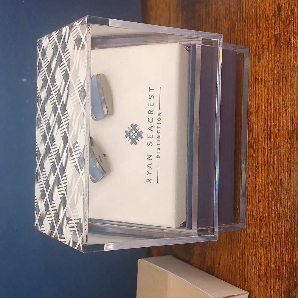 Clear Out Ryan Seacrest Distinction Silver Blue Geometric Cuff Links - Picture 5 of 7